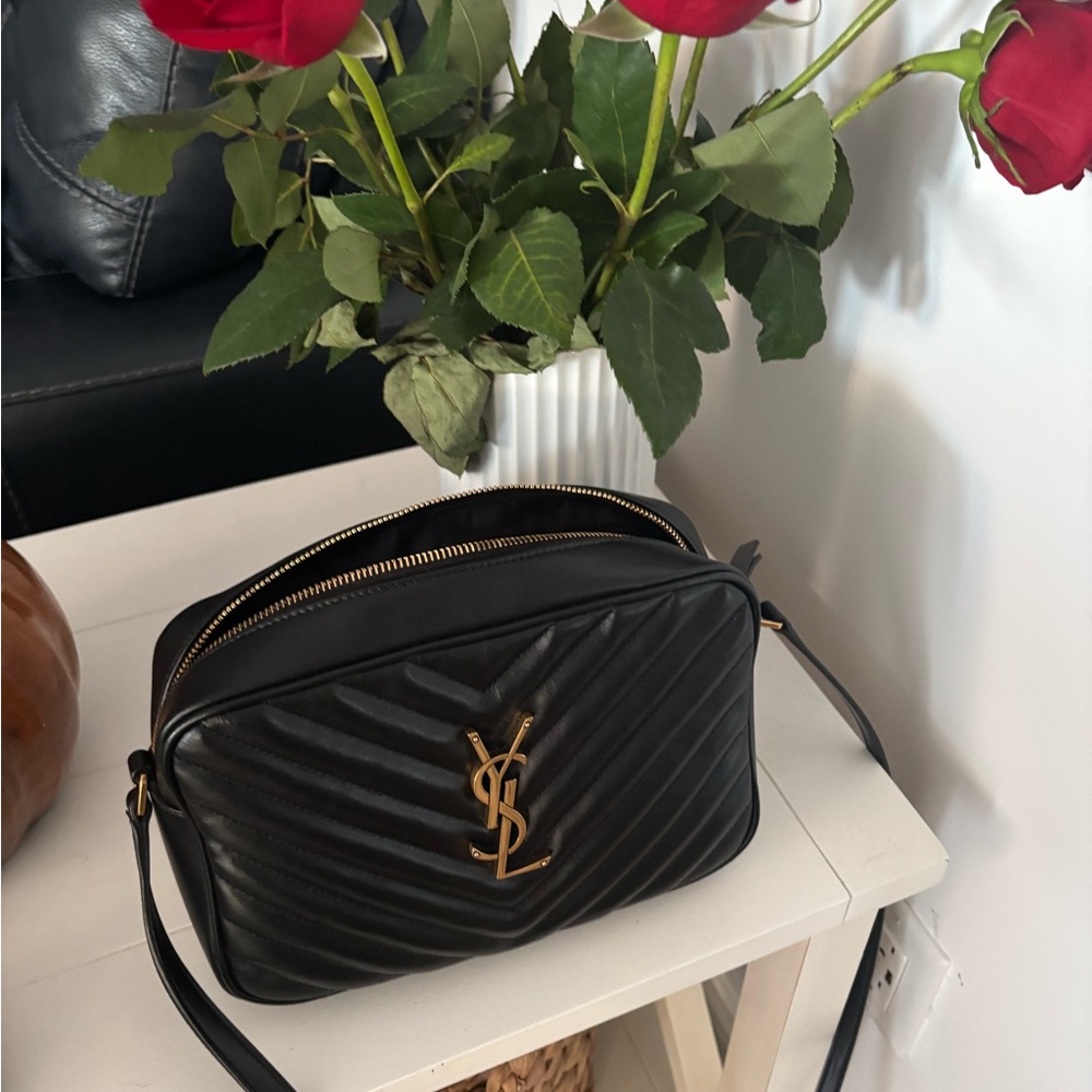 Yves Saint Laurent Black Chevron Crossbody Bag Authentic bought in Paris